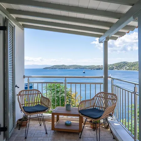 Prázdninový dům Aerie House 2 Bedroom 2 Bathroom With Sea View Skiathos