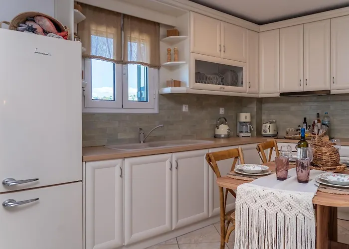 Aerie House 2 Bedroom 2 Bathroom With Sea View スキアトスタウン