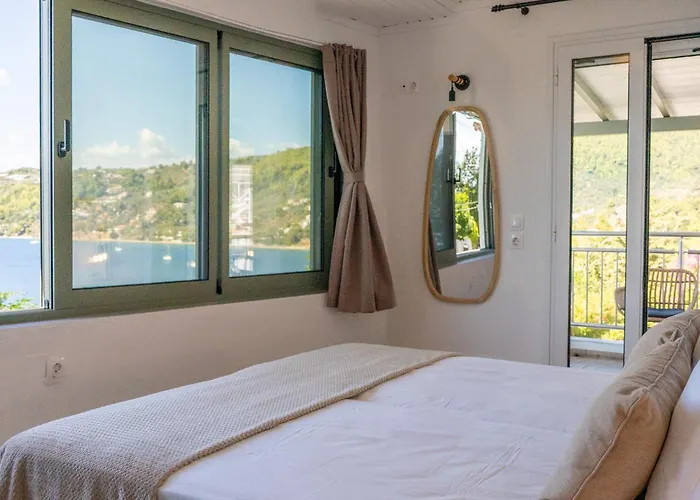 Aerie House 2 Bedroom 2 Bathroom With Sea View スキアトスタウン