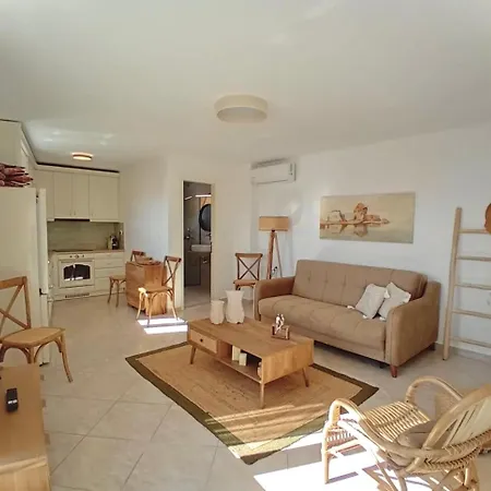 Aerie House 2 Bedroom 2 Bathroom With Sea View Hébergement de vacances Skiathos Chora