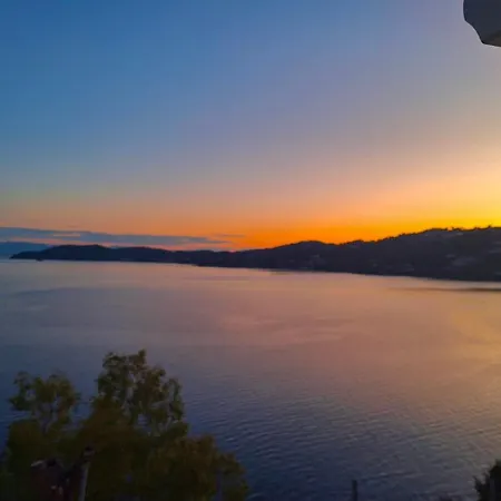 Aerie House 2 Bedroom 2 Bathroom With Sea View Skiathos Town