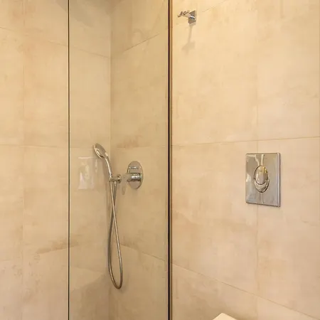 Aerie House 2 Bedroom 2 Bathroom With Sea View * 스키아토스 타운