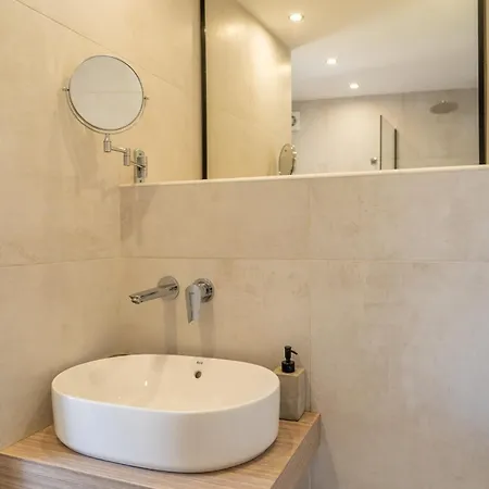 Aerie House 2 Bedroom 2 Bathroom With Sea View * Skiathos Chora