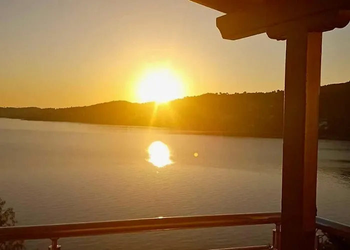 Aerie House 2 Bedroom 2 Bathroom With Sea View