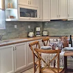 Dom wakacyjny Aerie House 2 Bedroom 2 Bathroom With Sea View Skiatos